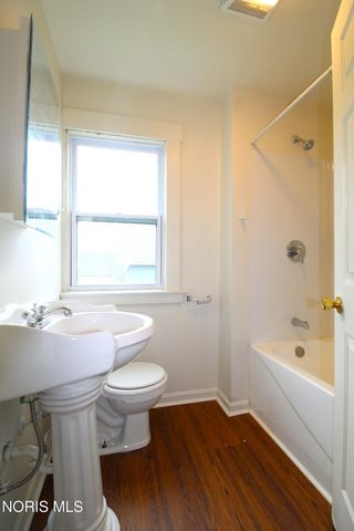1146 Walbridge Avenue, Toledo, OH 43609