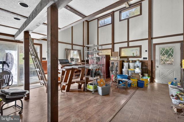 40 WHEELER LN, Bally, PA 19503