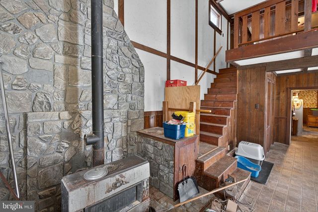 40 WHEELER LN, Bally, PA 19503