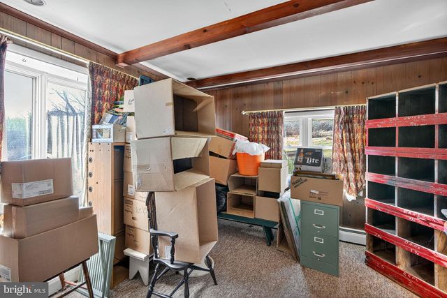 40 WHEELER LN, Bally, PA 19503