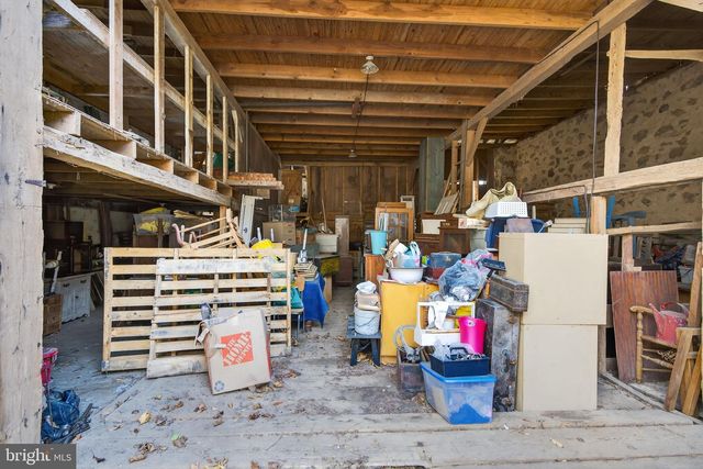 40 WHEELER LN, Bally, PA 19503