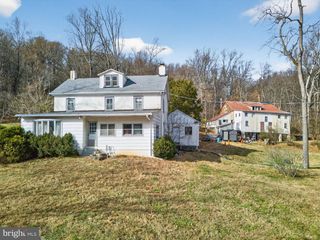 40 WHEELER LN, Bally, PA 19503
