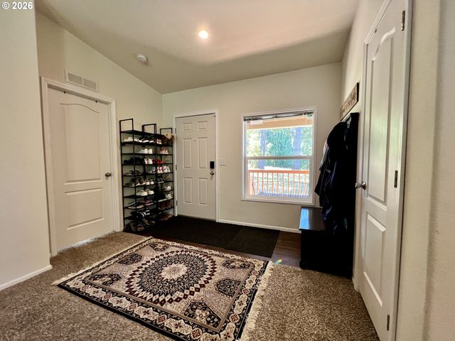 9460 Se JEANNE Rd 7200, Happy Valley, OR 97086