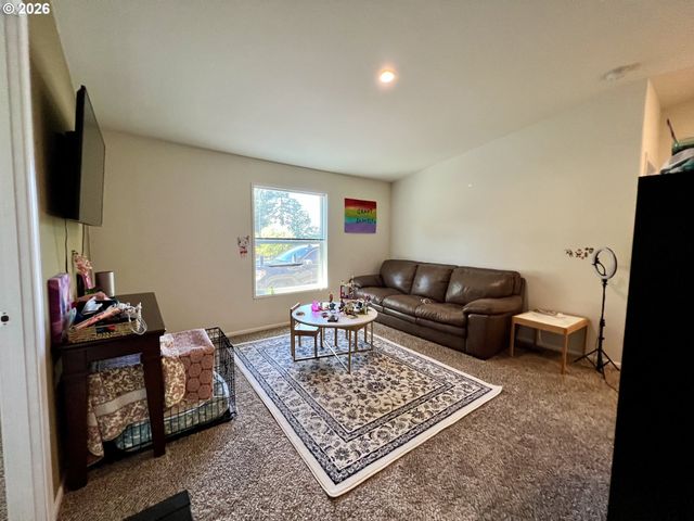 9460 Se JEANNE Rd 7200, Happy Valley, OR 97086