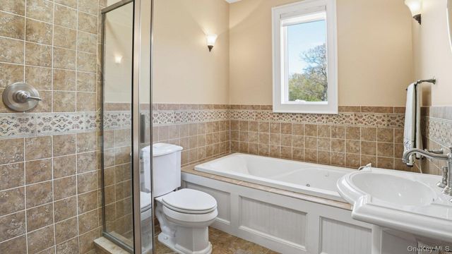 3172 Sound Avenue, Baiting Hollow, NY 11933
