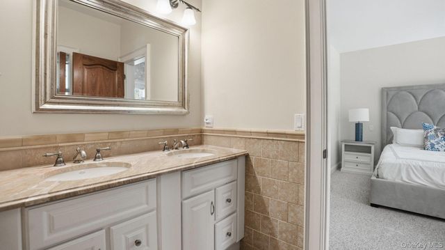 3172 Sound Avenue, Baiting Hollow, NY 11933