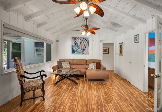 6843 Chisholm, Van Nuys, CA 91406