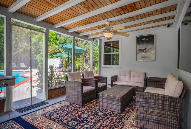 6843 Chisholm, Van Nuys, CA 91406