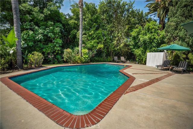 6843 Chisholm, Van Nuys, CA 91406