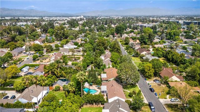 6843 Chisholm, Van Nuys, CA 91406