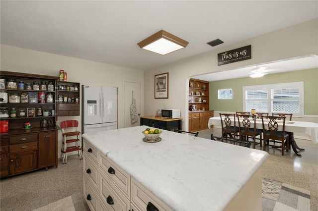 2314 N GRIFFIN DRIVE, Leesburg, FL 34748
