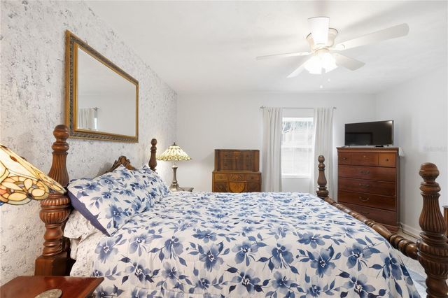 2314 N GRIFFIN DRIVE, Leesburg, FL 34748