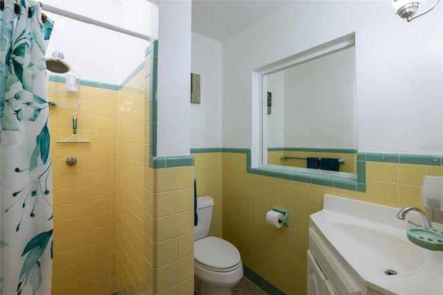2314 N GRIFFIN DRIVE, Leesburg, FL 34748