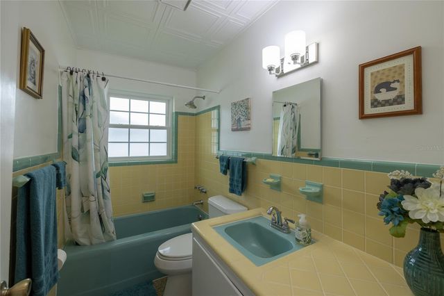2314 N GRIFFIN DRIVE, Leesburg, FL 34748