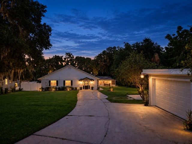 2314 N GRIFFIN DRIVE, Leesburg, FL 34748