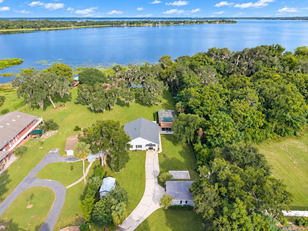2314 N GRIFFIN DRIVE, Leesburg, FL 34748