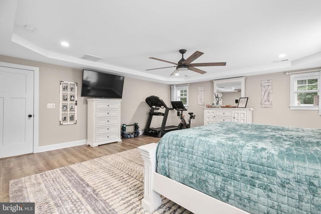 7117 PULLEN DR, Fredericksburg, VA 22407