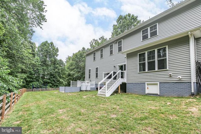 7117 PULLEN DR, Fredericksburg, VA 22407