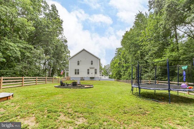7117 PULLEN DR, Fredericksburg, VA 22407