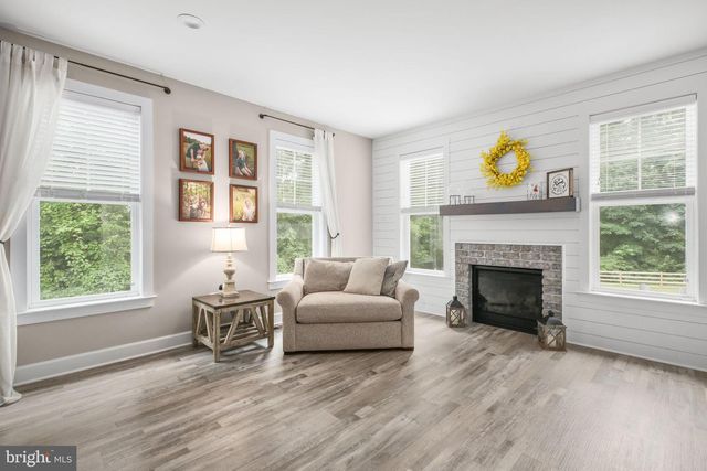 7117 PULLEN DR, Fredericksburg, VA 22407