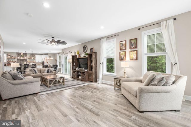 7117 PULLEN DR, Fredericksburg, VA 22407