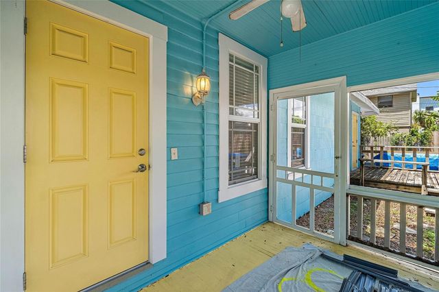 319 BETHEL AVENUE S, St Petersburg, FL 33705