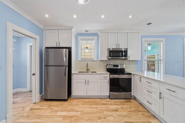 319 BETHEL AVENUE S, St Petersburg, FL 33705