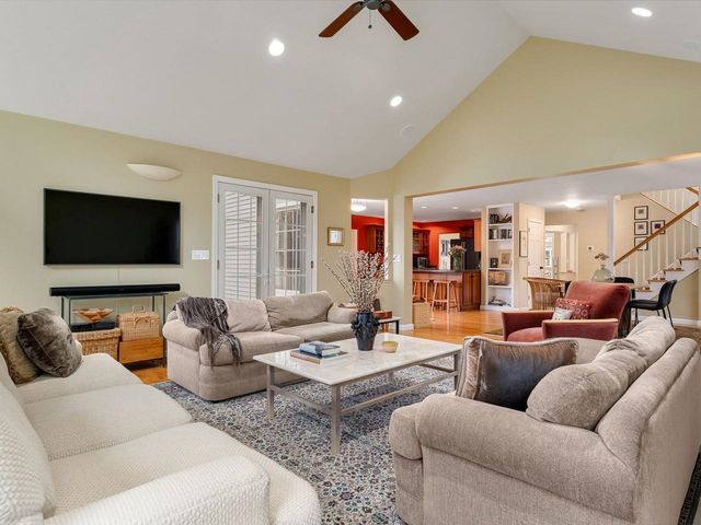 183 Stonegate Lane, Shelburne, VT 05482