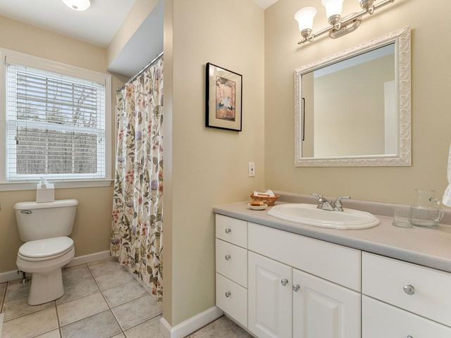 183 Stonegate Lane, Shelburne, VT 05482