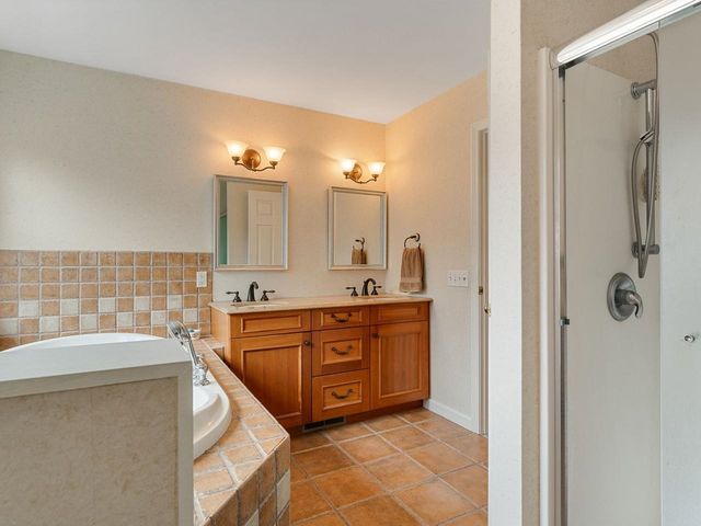 183 Stonegate Lane, Shelburne, VT 05482