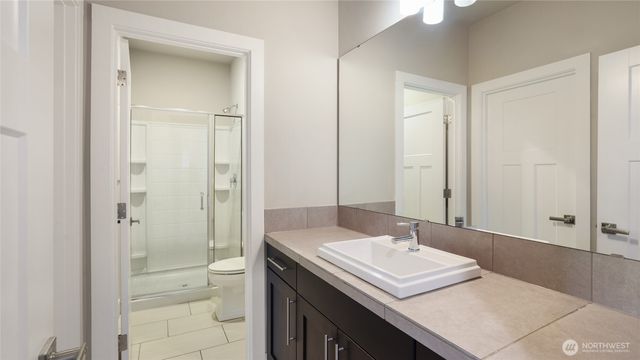 21417 43RD Drive SE, Bothell, WA 98021