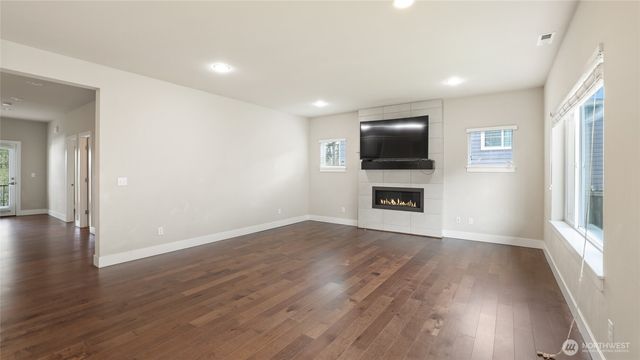 21417 43RD Drive SE, Bothell, WA 98021