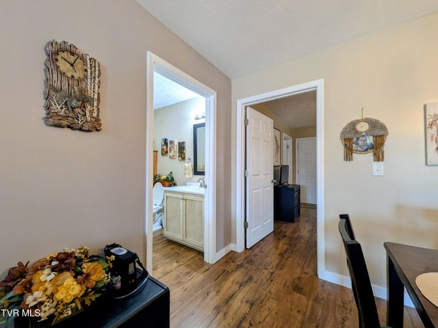 1028 Park Blvd Circle, Rogersville, TN 37857