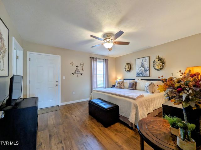 1028 Park Blvd Circle, Rogersville, TN 37857