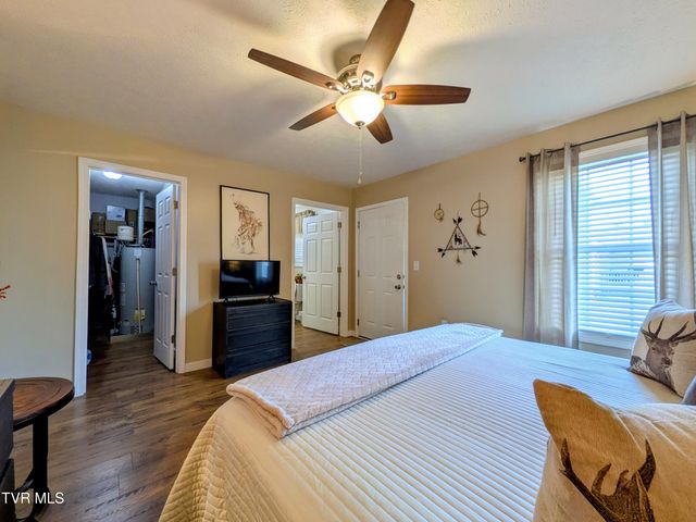 1028 Park Blvd Circle, Rogersville, TN 37857
