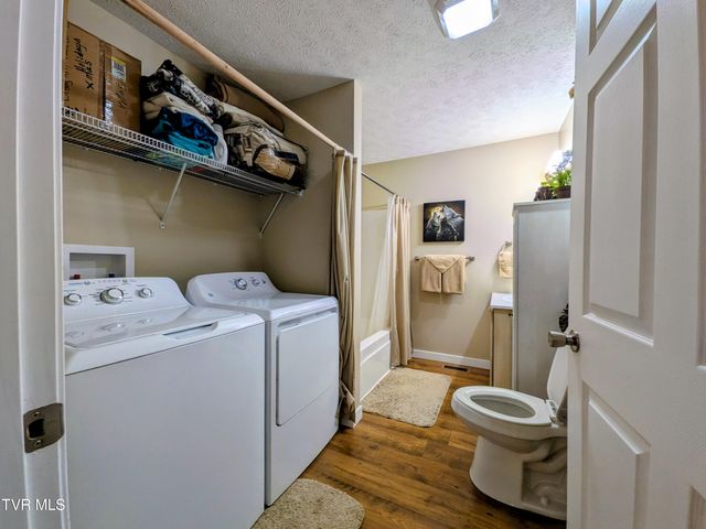 1028 Park Blvd Circle, Rogersville, TN 37857