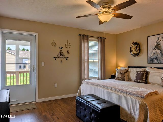 1028 Park Blvd Circle, Rogersville, TN 37857