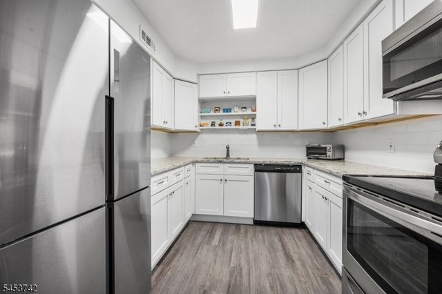 3106 Revere Ct, Hillsborough Twp., NJ 08844