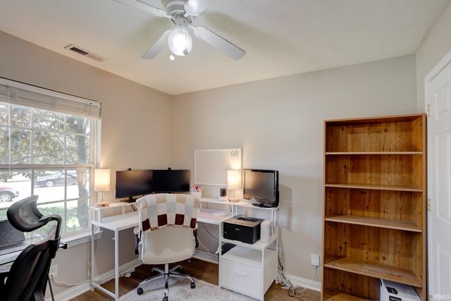 9940 Chatteris Road, Evansville, IN 47725