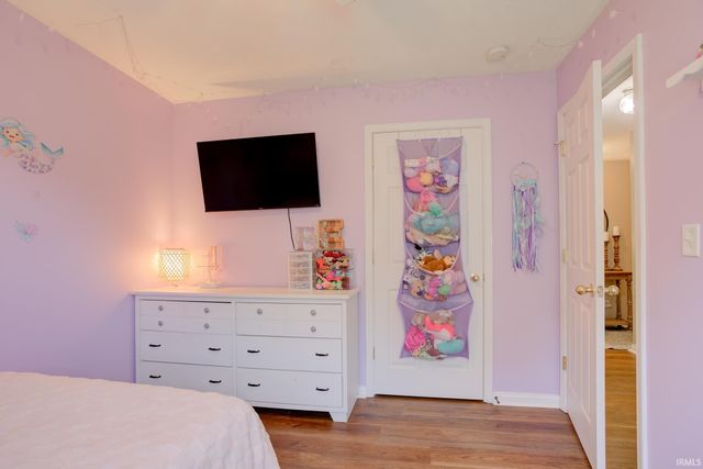 9940 Chatteris Road, Evansville, IN 47725