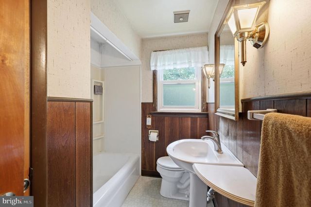 105 N RIDGE RD, Perkasie, PA 18944