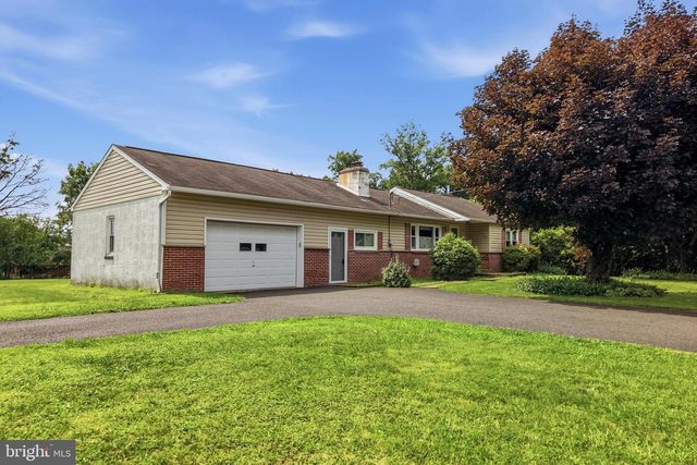 105 N RIDGE RD, Perkasie, PA 18944