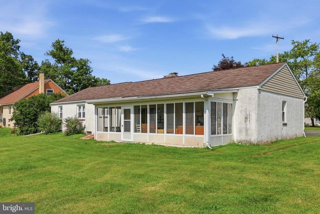 105 N RIDGE RD, Perkasie, PA 18944