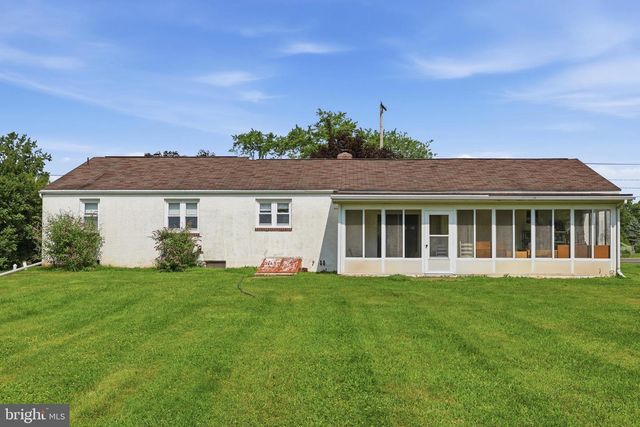 105 N RIDGE RD, Perkasie, PA 18944