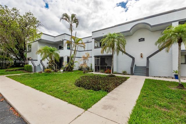 159 Lakeview Dr 102, Weston, FL 33326