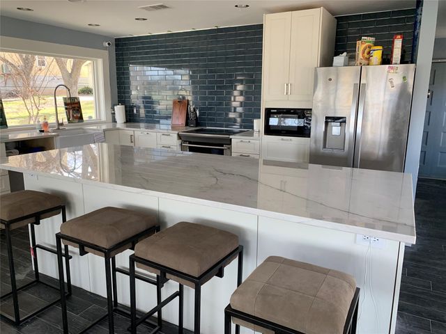 1713 Aztec TRL, Kingsland, TX 78639