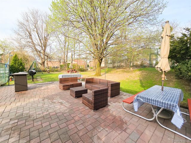 47-27 Little Neck Parkway L-2, Little Neck, NY 11362