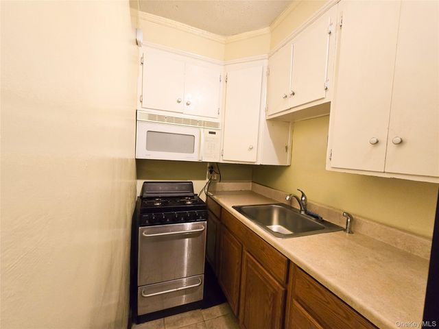 47-27 Little Neck Parkway L-2, Little Neck, NY 11362