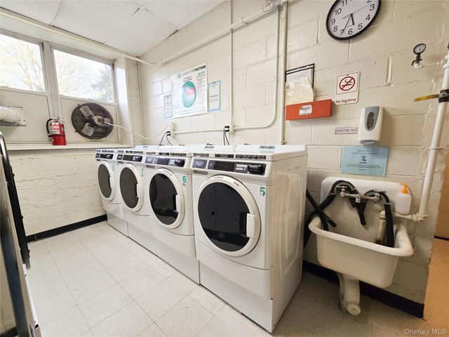 47-27 Little Neck Parkway L-2, Little Neck, NY 11362