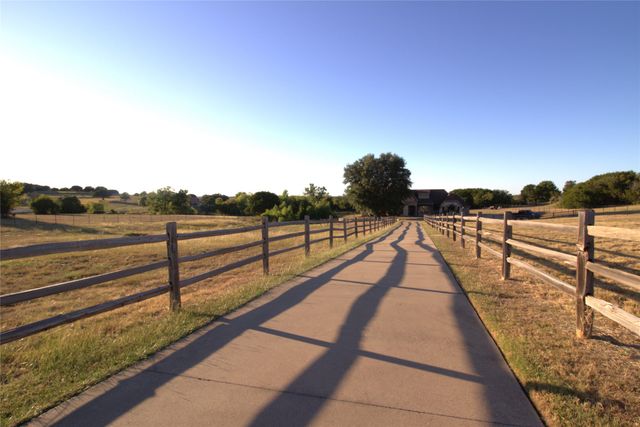 2208 Beau West Court, Granbury, TX 76049
